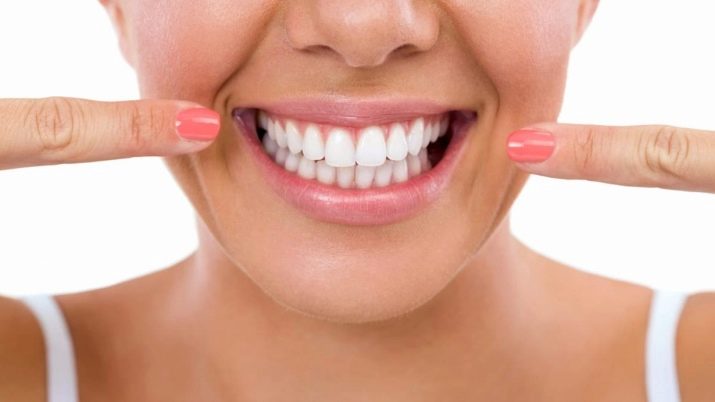 Как отбелить зубы в домашних условиях? 34 фото Лучший отбеливающий продукт своими руками. Как быстро отбелить зубы в домашних условиях?